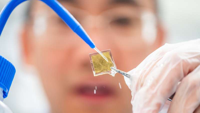 Three-layered material separates charges to boost green hydrogen production