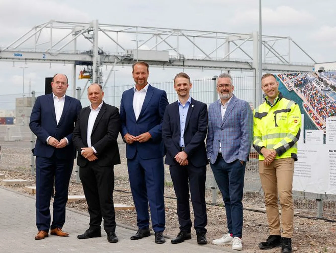 Rolls-Royce & duisport’s CO₂ neutral Hydrogen-Powered Port
