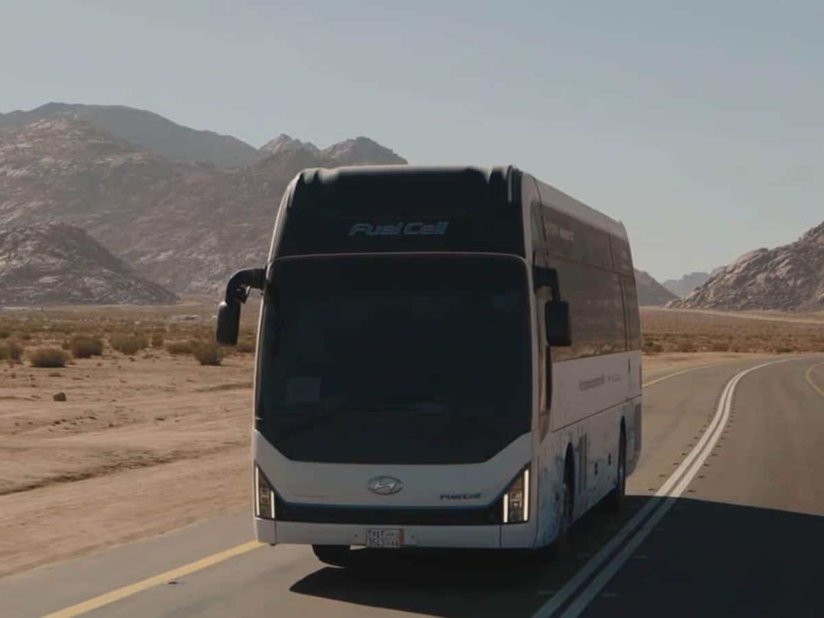 Hyundai Completes Historic Hydrogen Bus Trial in NEOM’s Trojena Mountains
